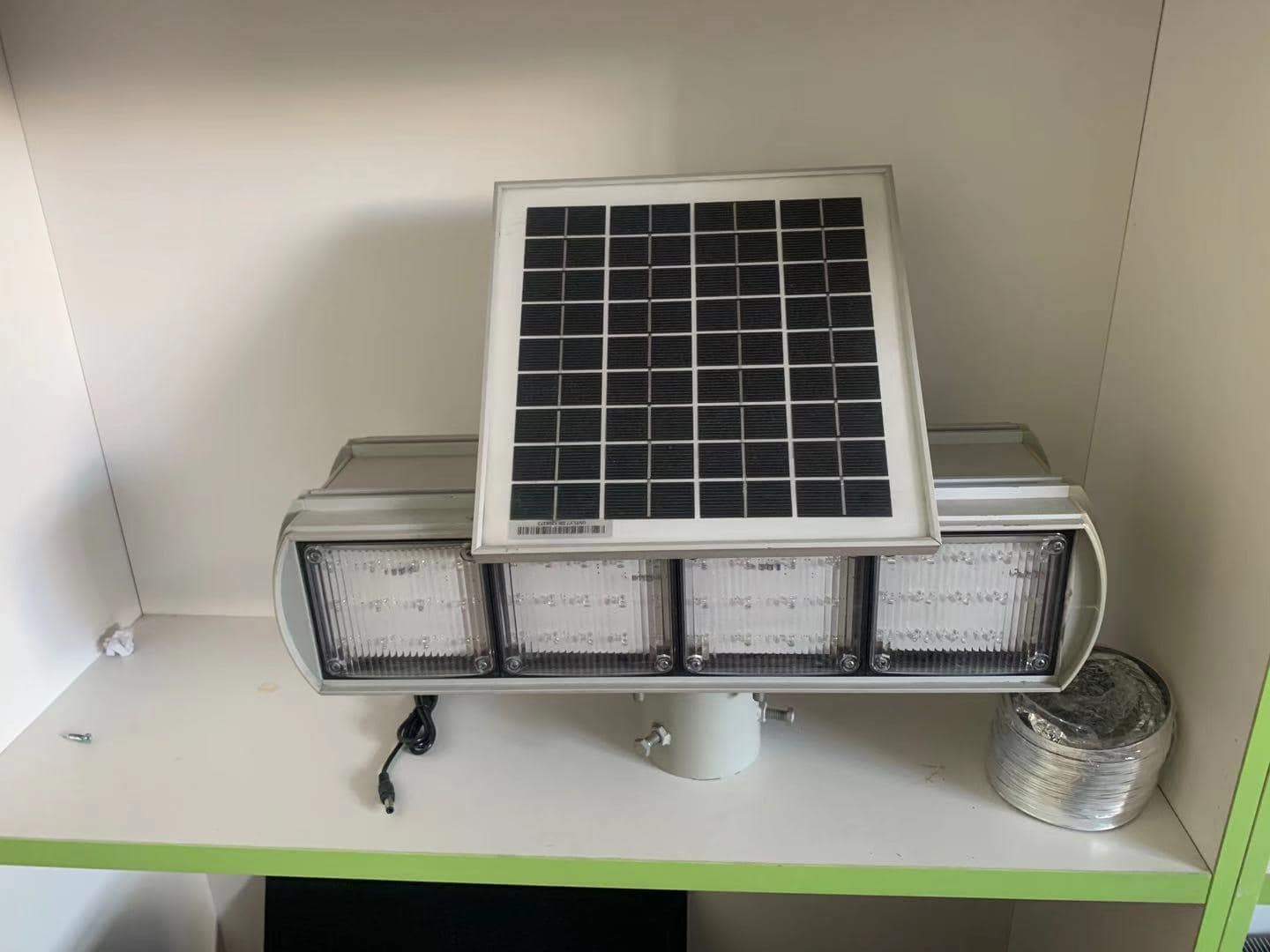 廠家生產(chǎn)的EVA太陽能光伏膜要滿足什么要求？